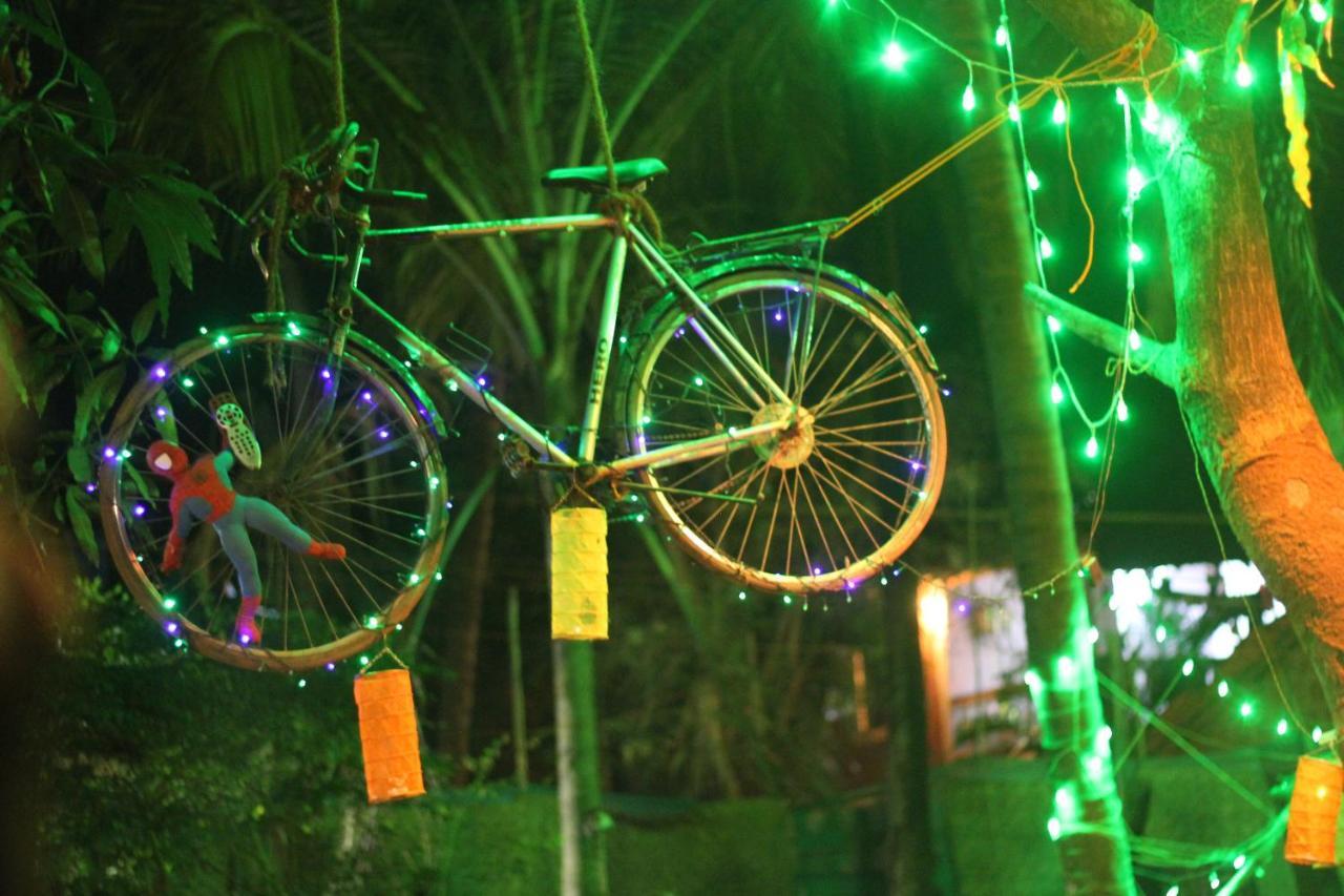 Namahstay Eco Hostel & Coworking & Art Community Space Arambol Exterior photo
