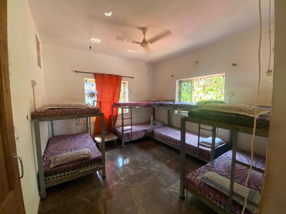 Namahstay Eco Hostel & Coworking & Art Community Space Arambol Exterior photo