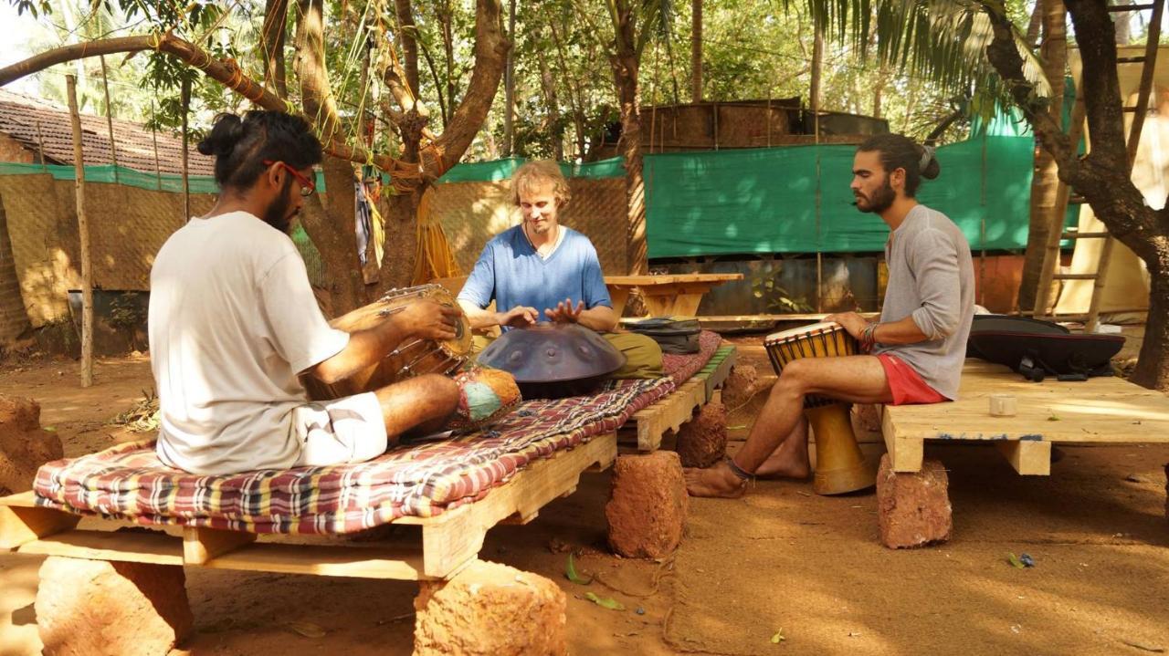 Namahstay Eco Hostel & Coworking & Art Community Space Arambol Exterior photo